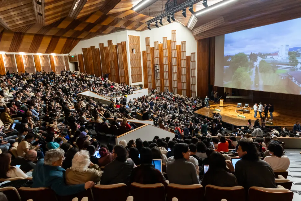 Clacso – networking entre participantes – fotografía corporativa en Bogotá