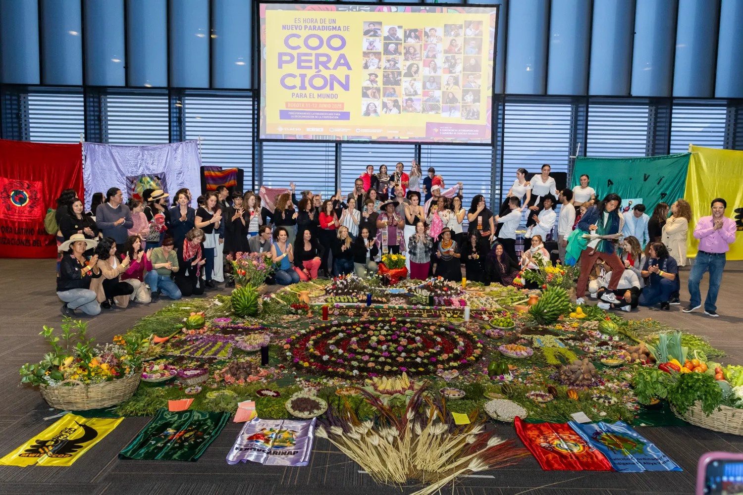 Clacso – momento protocolar del congreso – fotografía corporativa en Bogotá