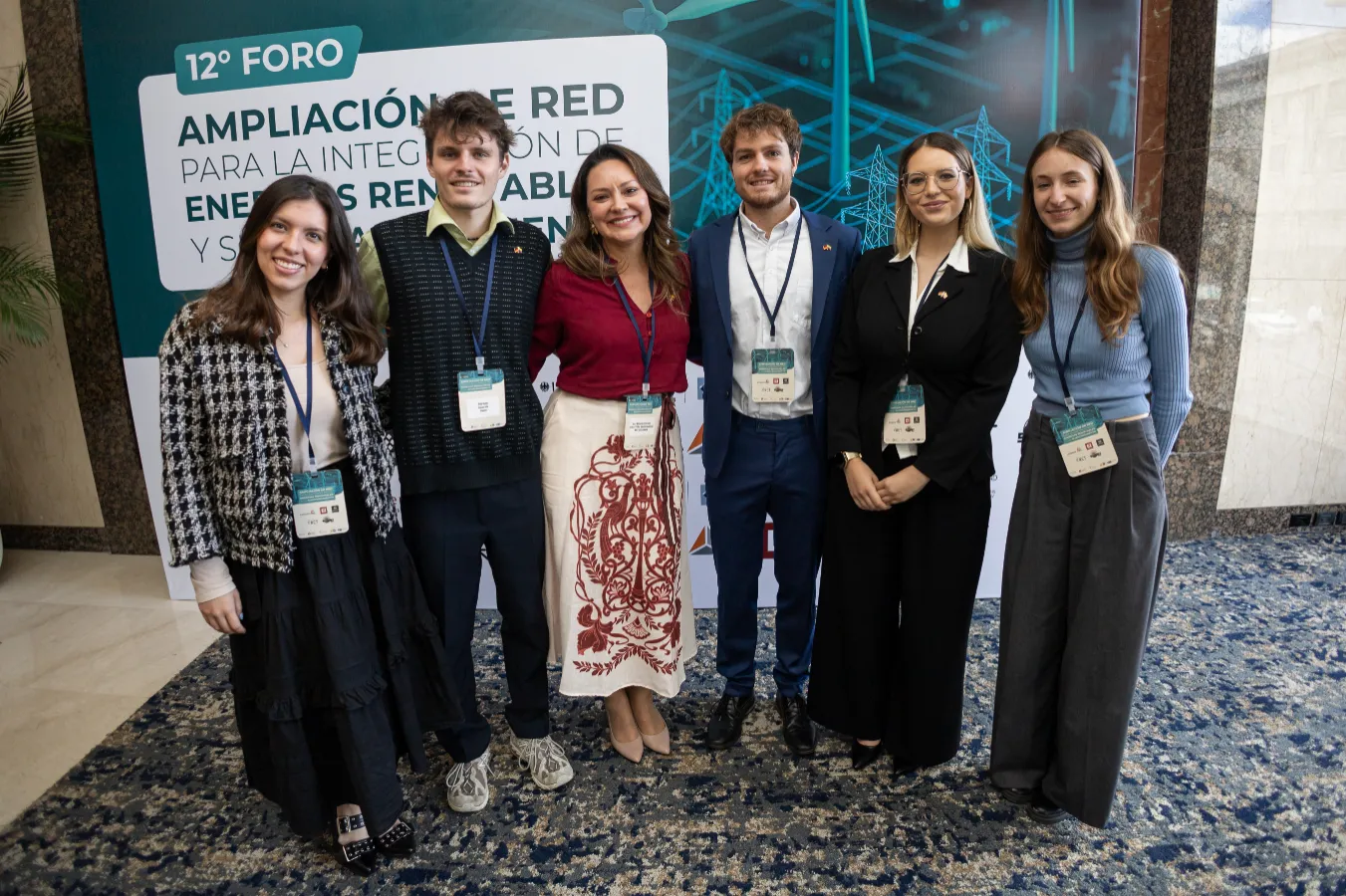 Foro Cámara colombo alemana de industria y comercio – networking entre participantes – fotografía corporativa en Bogotá