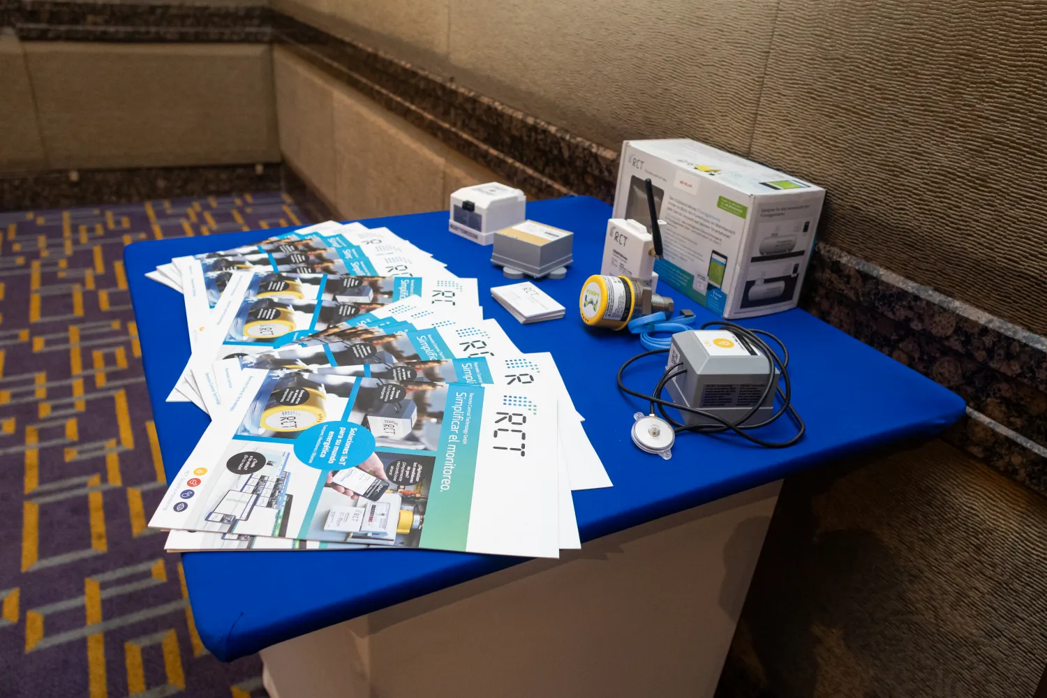 Foro Cámara colombo alemana de industria y comercio – público en el auditorio – fotografía corporativa en Bogotá