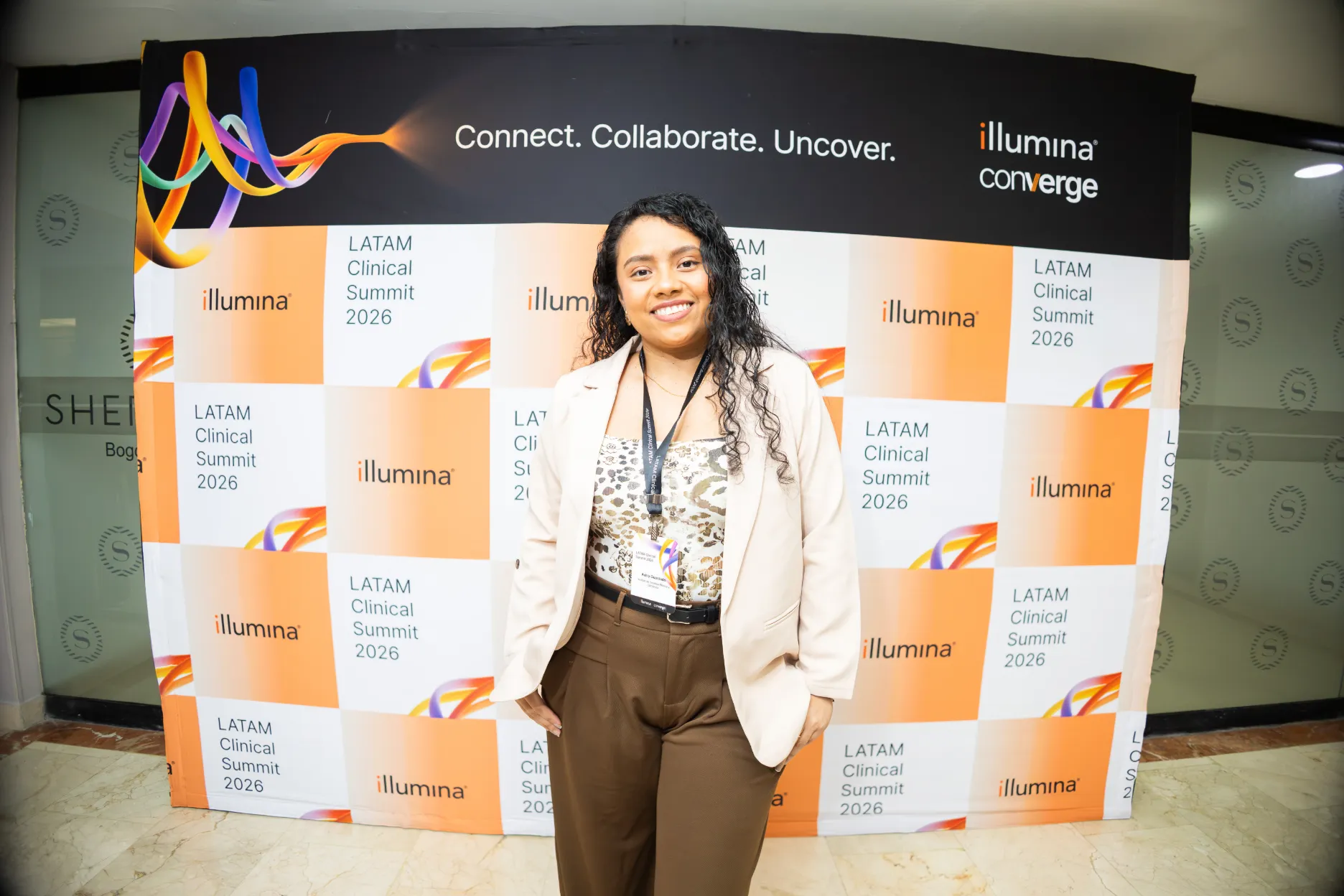 Illumina Latam Summit 2026 – firma de acuerdo – fotografía corporativa en Colombia