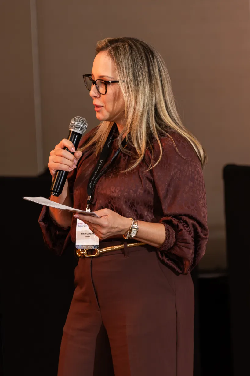 Illumina Latam Summit 2026 – reconocimiento institucional – fotografía corporativa en Colombia