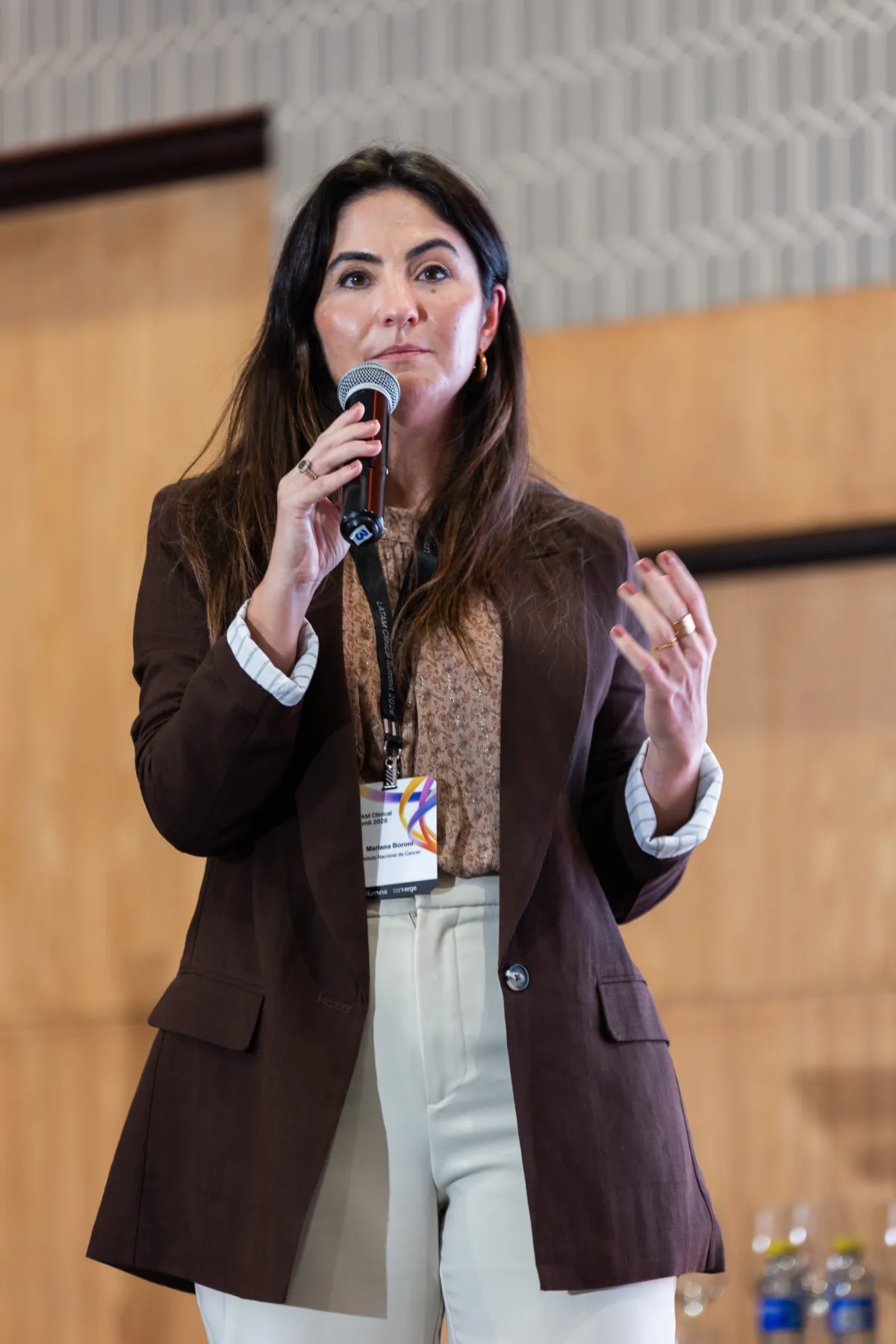 Illumina Latam Summit 2026 – asistentes en el salón – fotografía corporativa en Colombia