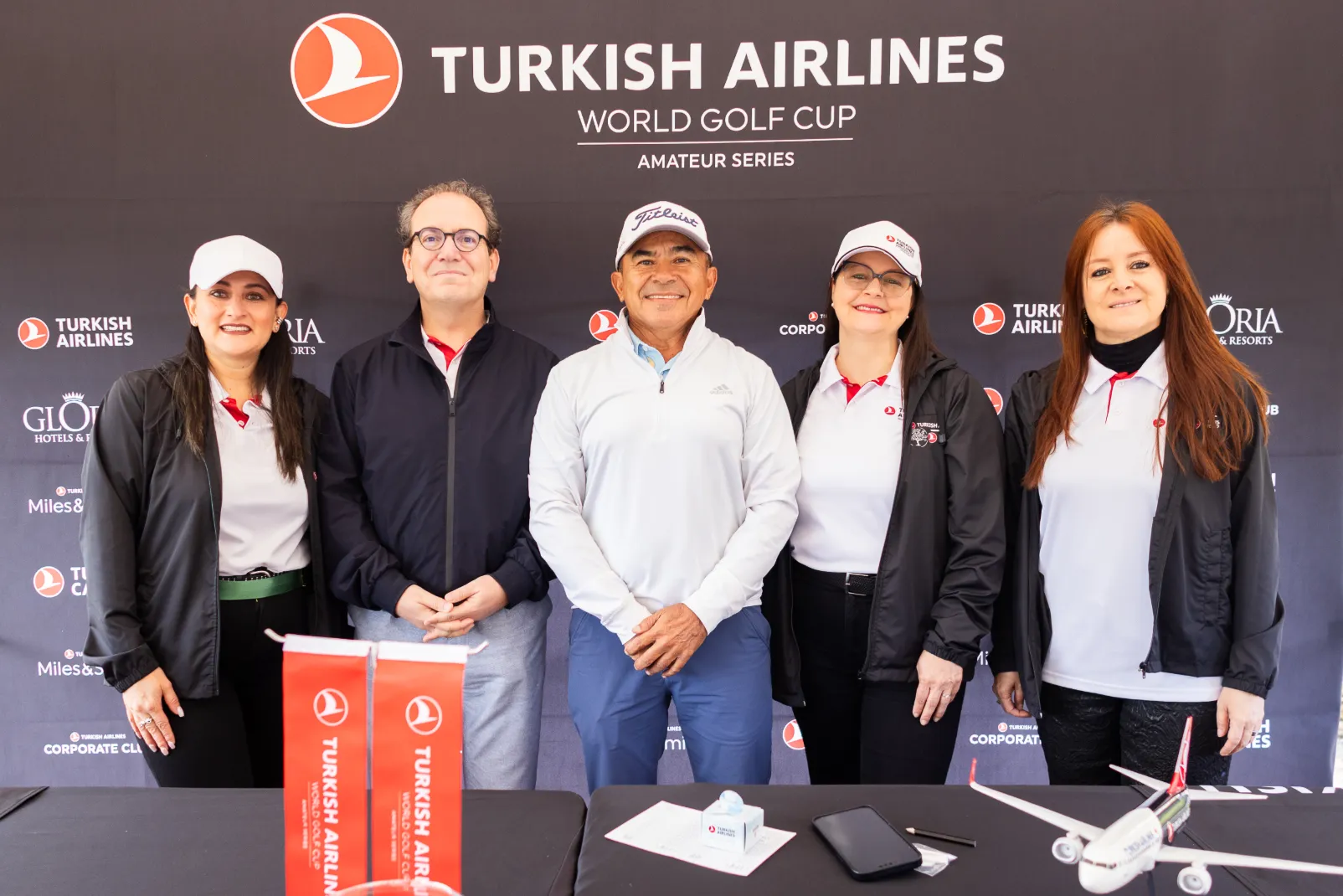 Torneo Turkish Airlines – directivos durante el acto – fotografía corporativa en Colombia