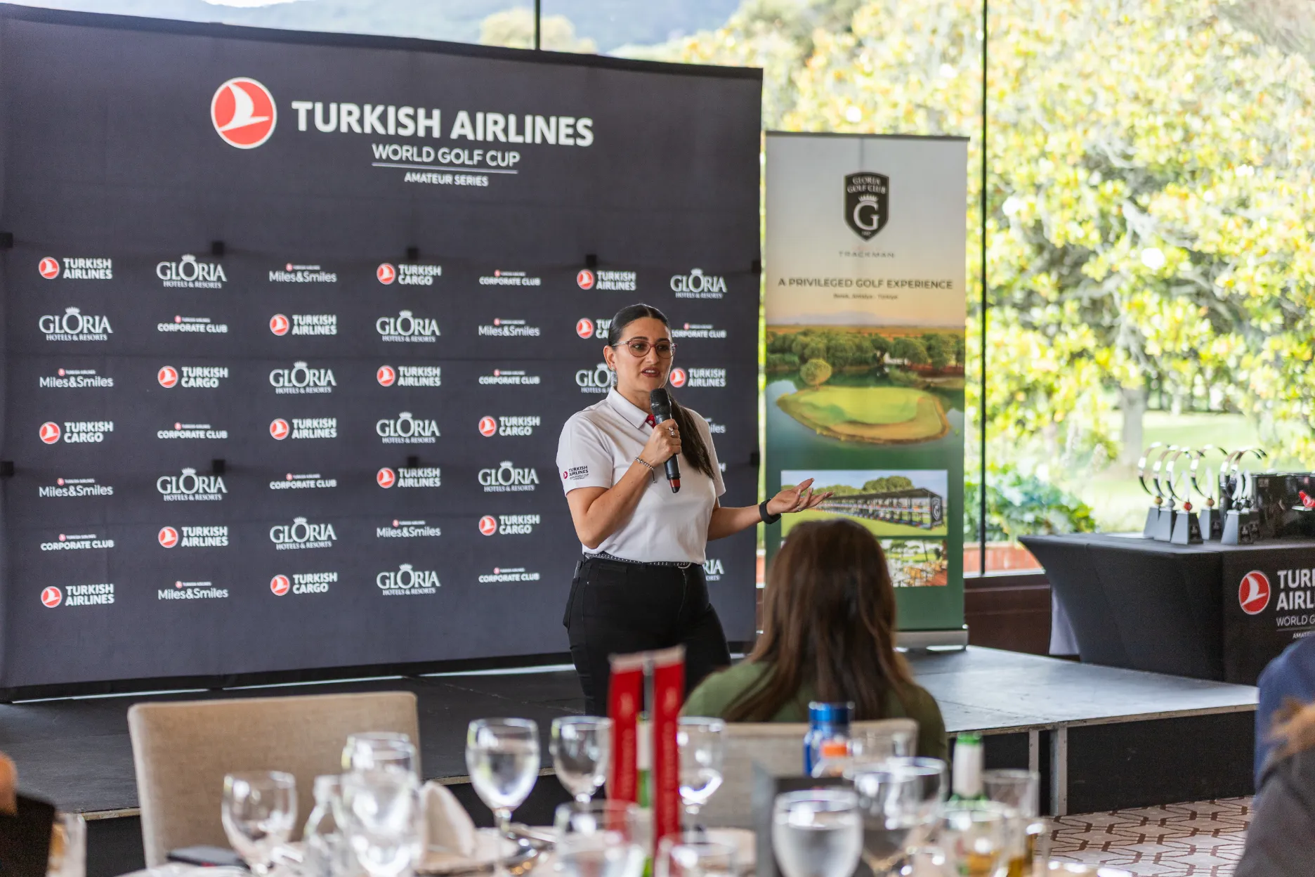 Torneo Turkish Airlines – firma de acuerdo – fotografía corporativa en Colombia