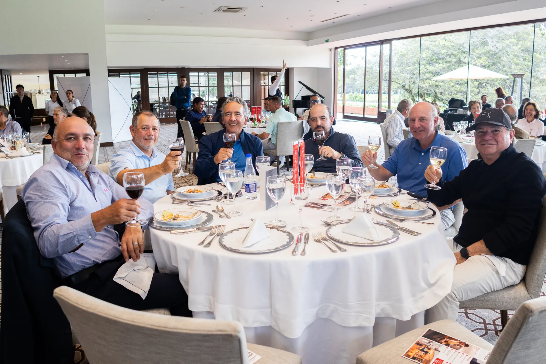 Torneo Turkish Airlines – directivos durante el acto – fotografía corporativa en Colombia