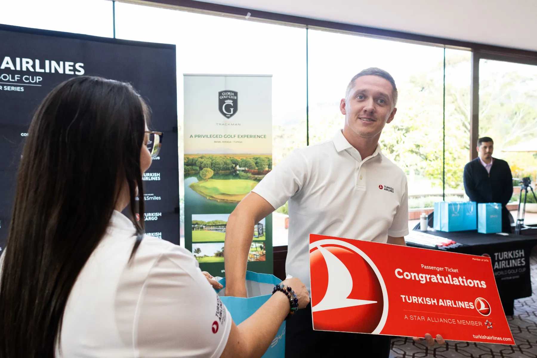 Torneo Turkish Airlines – directivos durante el acto – fotografía corporativa en Colombia