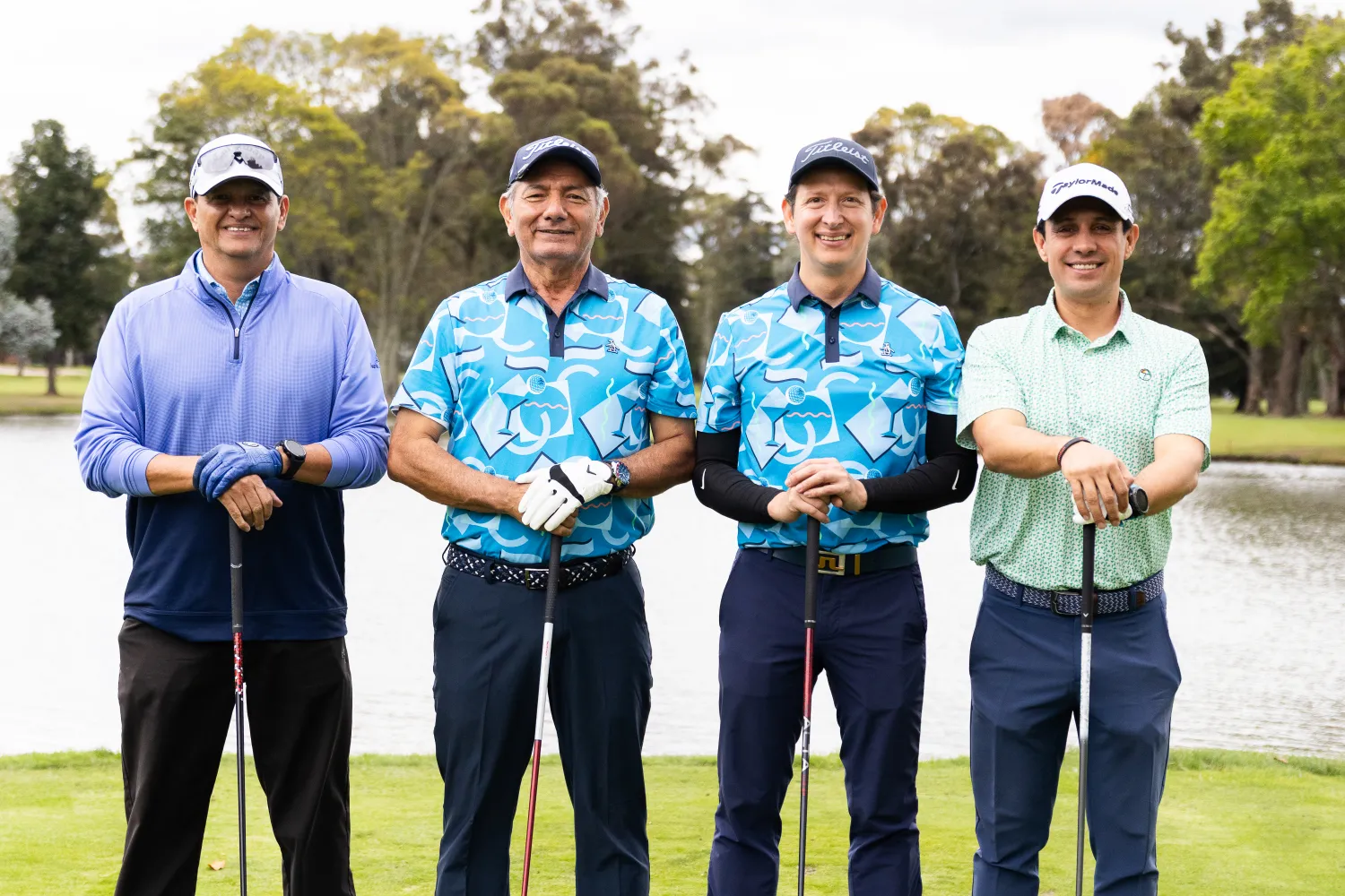 Turkish Airlines Golf – directivos durante el acto – fotografía corporativa en Bogotá